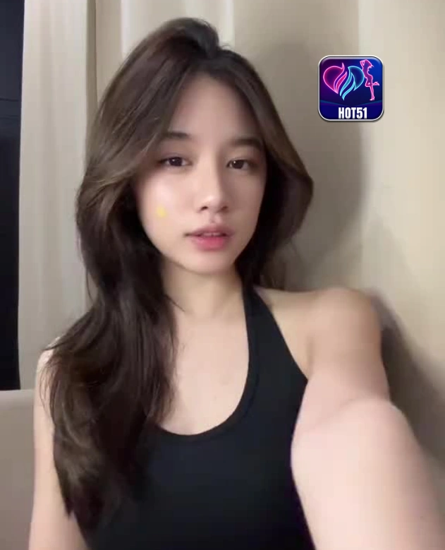 Qania Pertiwi HOT51 Aplikasi Live Populer